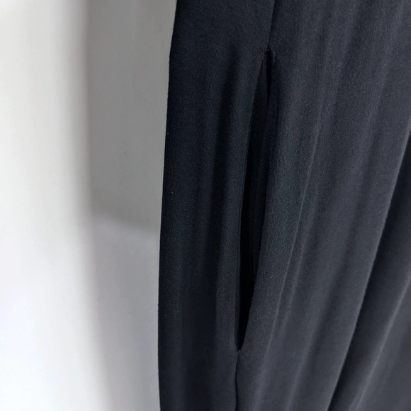 Simple by Suzanne Betro Pocket Side Slit Cutout Back Maxi Dress In Black - Picture 9 of 11